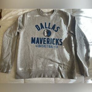 Fanatics Dallas Mavericks Gray Crewneck Sweater